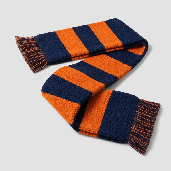Écharpe de supporter tricotée aux couleurs du club